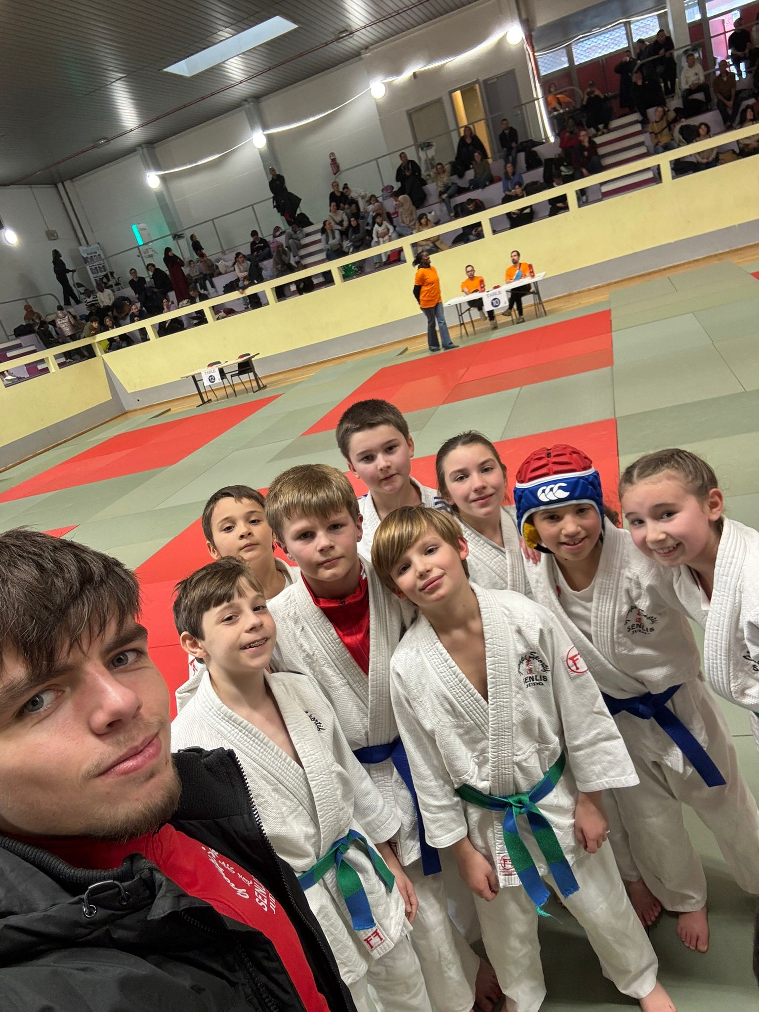 598836335_1352925999957683_5650054647738307048_n